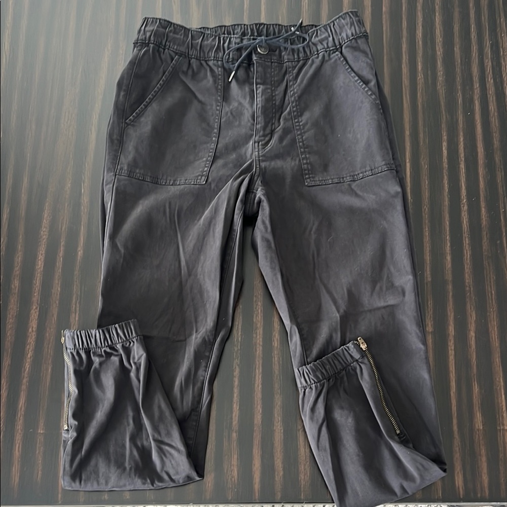 American Eagle Jogger Jean